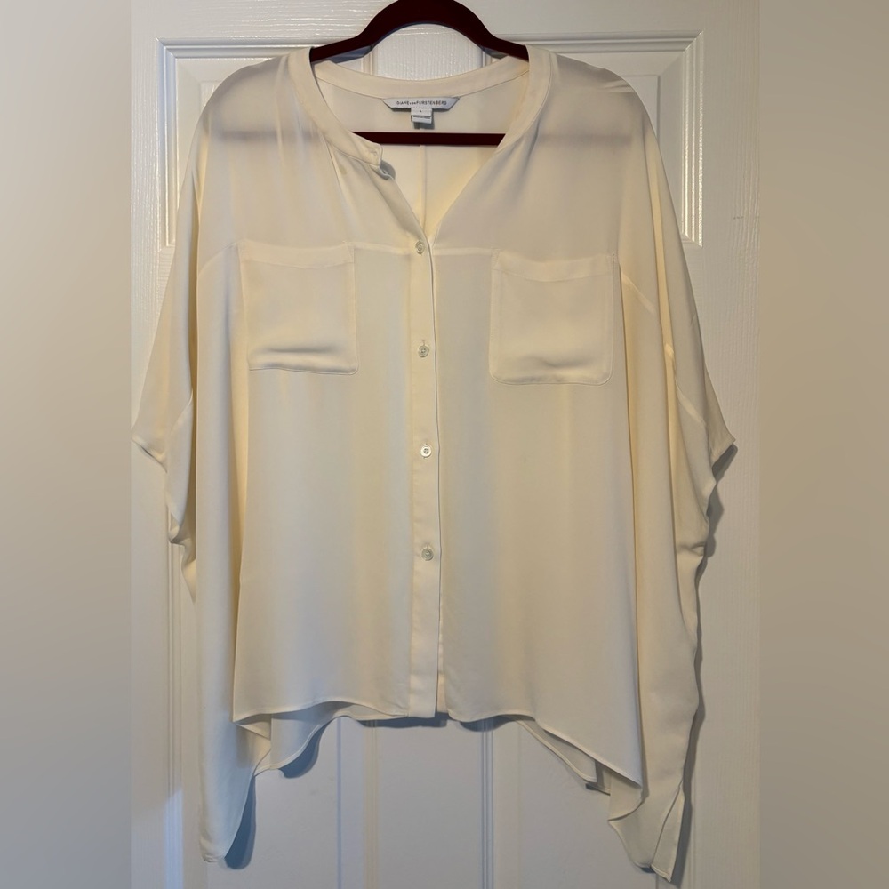 Diane Von Furstenberg Karrly Oversized Silk Blouse. Color: Canvas White. *Large*